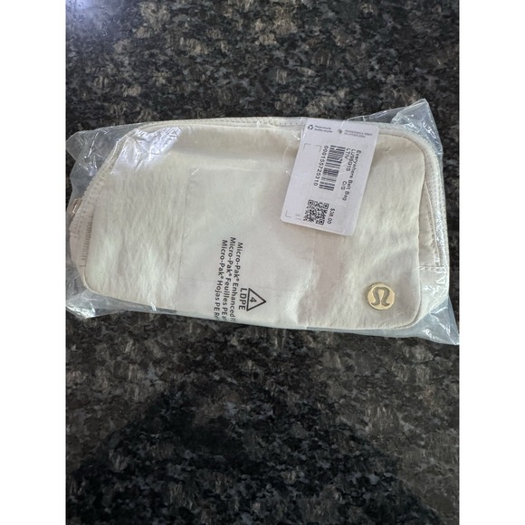 lululemon athletica Accessories - Lululemon Everywhere Belt Bag 1L White Opal NWT READY TO SHIP!!